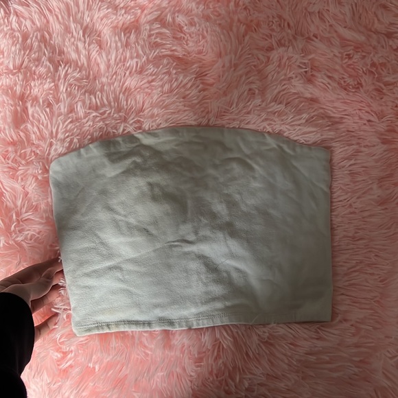 bundle of mostly garage tops - Picture 7 of 10